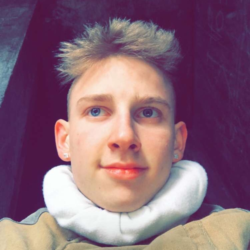 Meet your Posher, Zach